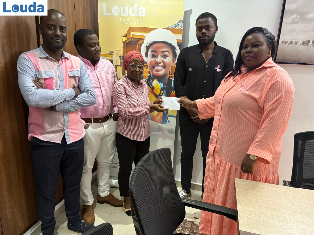Commémoration d'octobre Rose à Louda